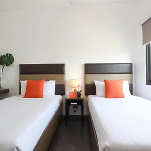 Privato Makati Макати